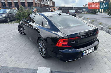 Седан Volvo S90 2018 в 