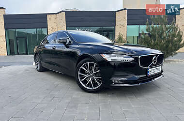 Седан Volvo S90 2018 в 