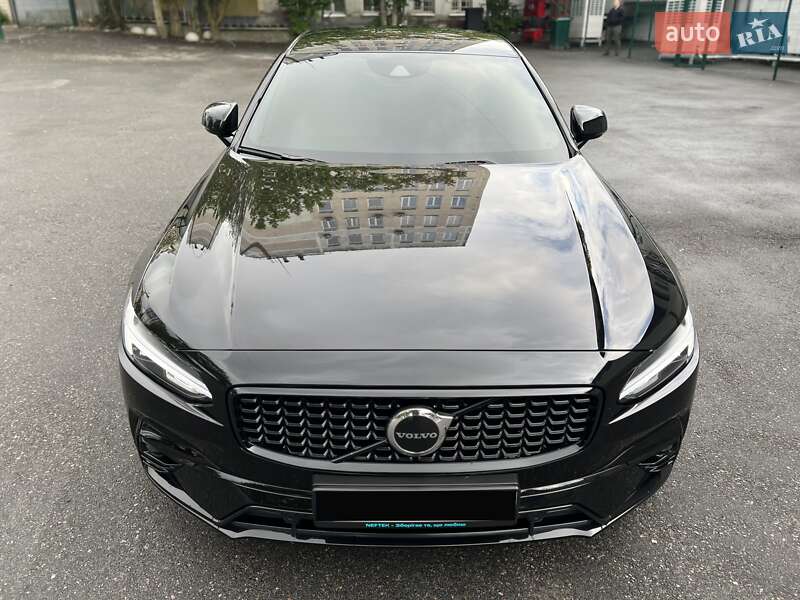 Седан Volvo S90 2020 в Дніпрі