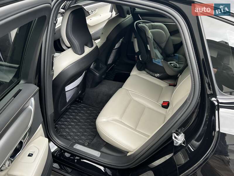 Седан Volvo S90 2020 в Дніпрі