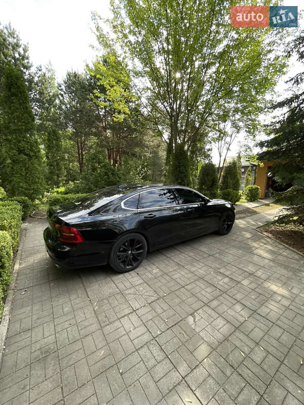 Седан Volvo S90 2017 в Киеве