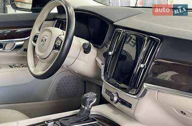 Седан Volvo S90 2017 в 