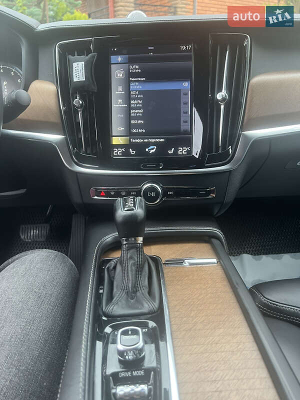 Седан Volvo S90 2016 в Виннице
