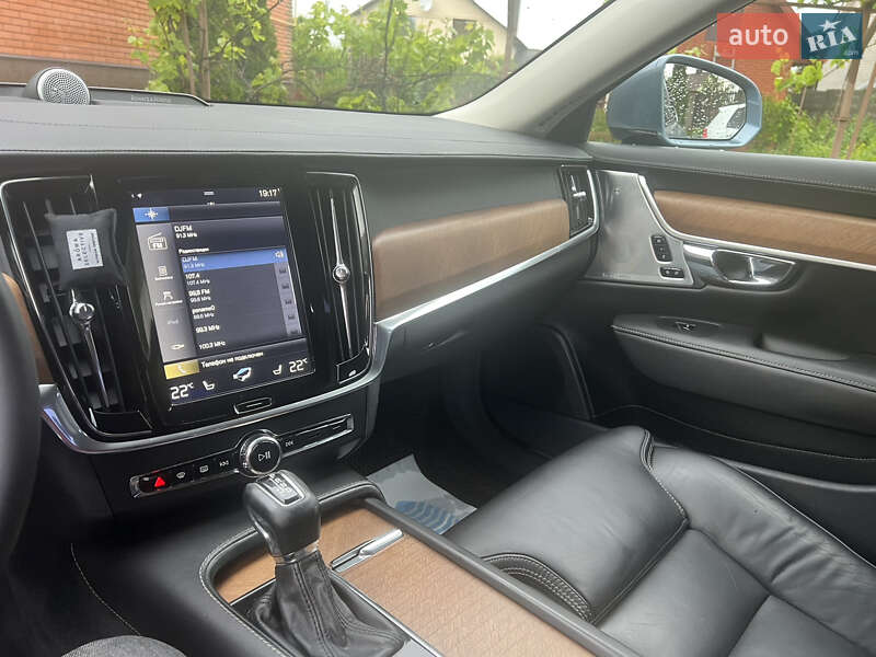 Седан Volvo S90 2016 в Виннице