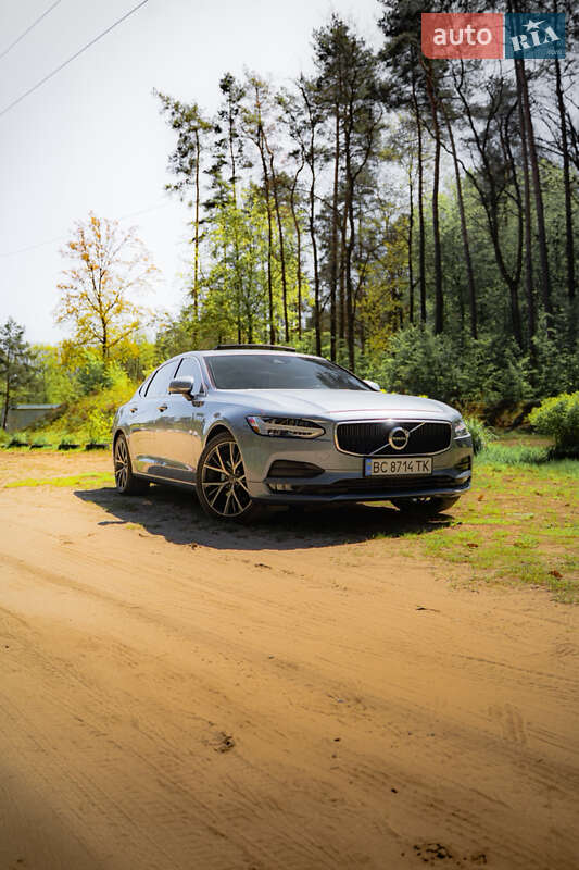 Седан Volvo S90 2017 в 