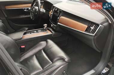 Седан Volvo S90 2016 в 