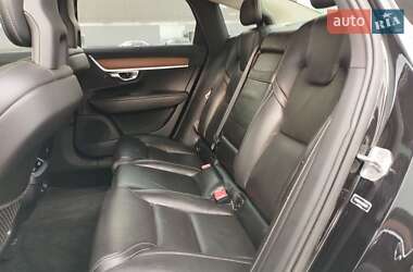 Седан Volvo S90 2016 в 