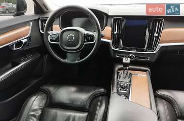 Седан Volvo S90 2016 в 