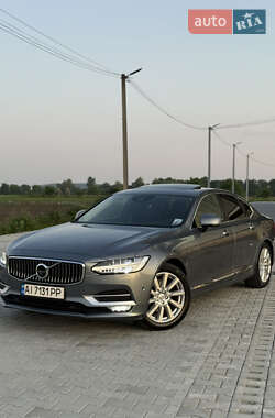 Седан Volvo S90 2017 в 