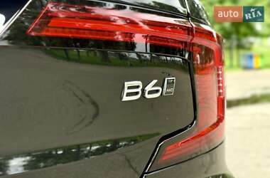 Седан Volvo S90 2022 в 