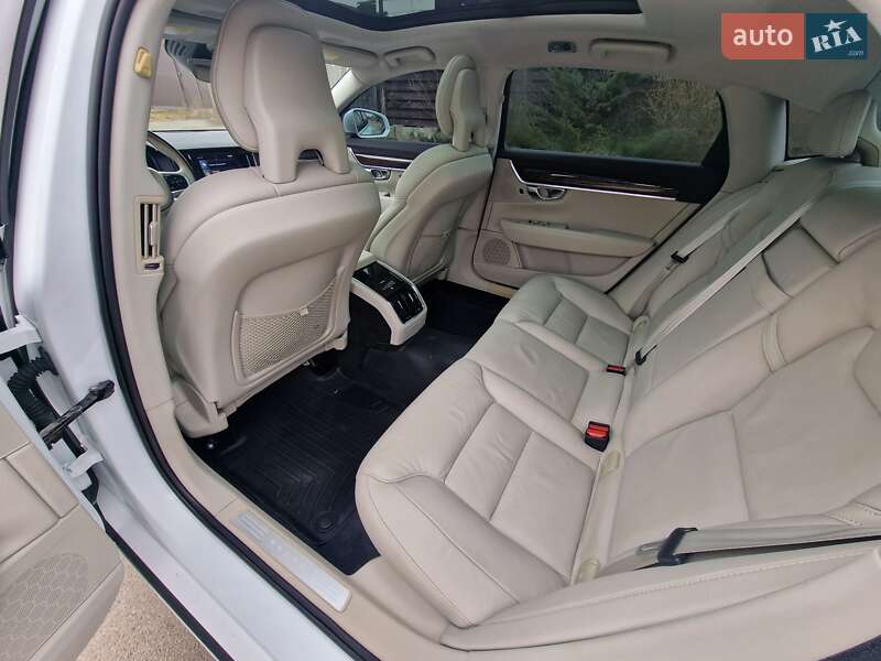 Седан Volvo S90 2017 в Киеве фото 19 Седан Volvo S90 2017 в Киеве