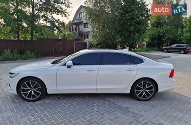 Седан Volvo S90 2017 в 