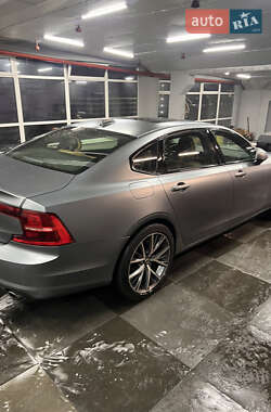 Седан Volvo S90 2017 в 