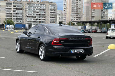 Седан Volvo S90 2017 в 