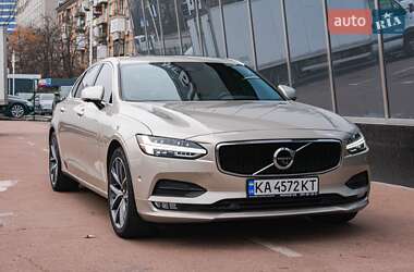 Седан Volvo S90 2017 в Киеве