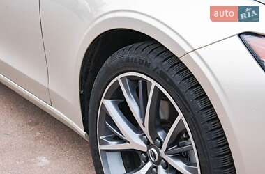 Седан Volvo S90 2017 в 