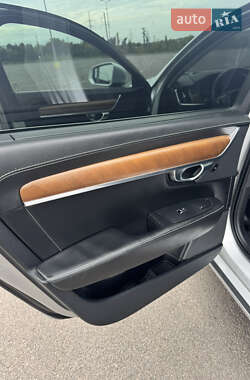Седан Volvo S90 2017 в 