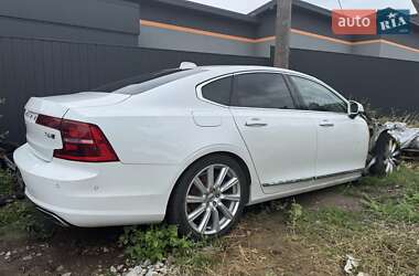 Седан Volvo S90 2016 в Івано-Франківську