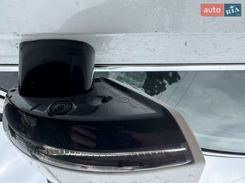 Седан Volvo S90 2016 в Ивано-Франковске