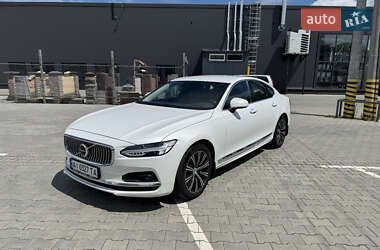 Седан Volvo S90 2020 в 