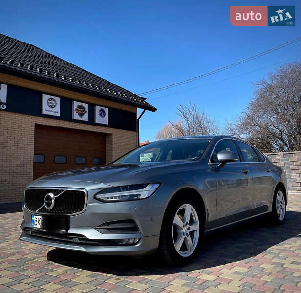 Седан Volvo S90 2017 в Полтаві