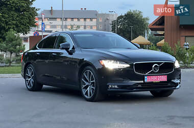 Седан Volvo S90 2016 в Львове