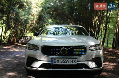 Седан Volvo S90 2016 в 