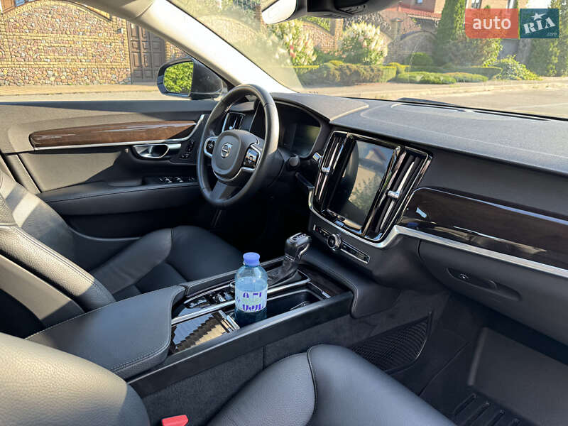 Седан Volvo S90 2018 в Киеве фото 33 Седан Volvo S90 2018 в Киеве