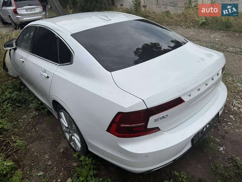 Volvo S90 2018