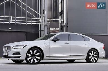 Седан Volvo S90 2024 в 