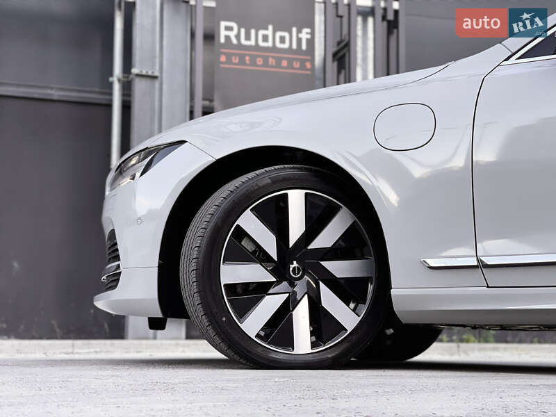 Седан Volvo S90 2024 в Киеве фото 17 Седан Volvo S90 2024 в Киеве
