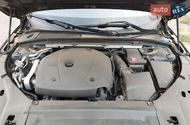 Седан Volvo S90 2016 в 