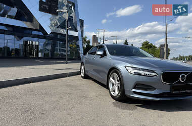 Седан Volvo S90 2017 в 