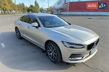 Седан Volvo S90 2016 в 