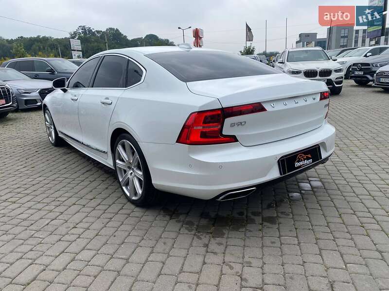 Седан Volvo S90 2019 в Львове