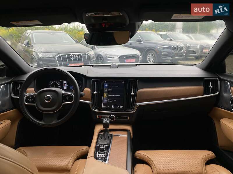 Седан Volvo S90 2019 в Львове