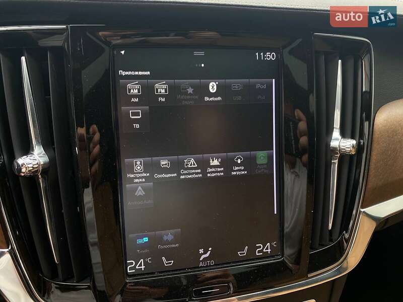 Седан Volvo S90 2019 в Львове