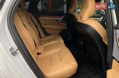 Седан Volvo S90 2019 в 