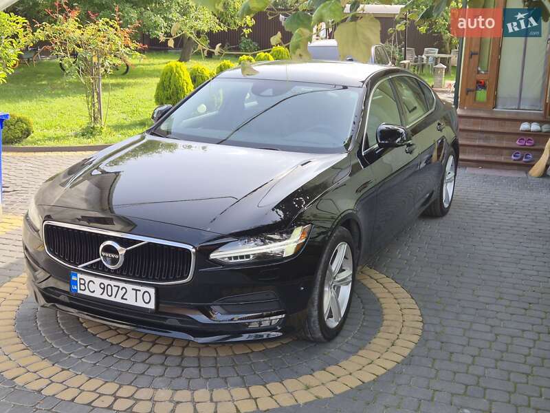 Седан Volvo S90 2017 в Львове
