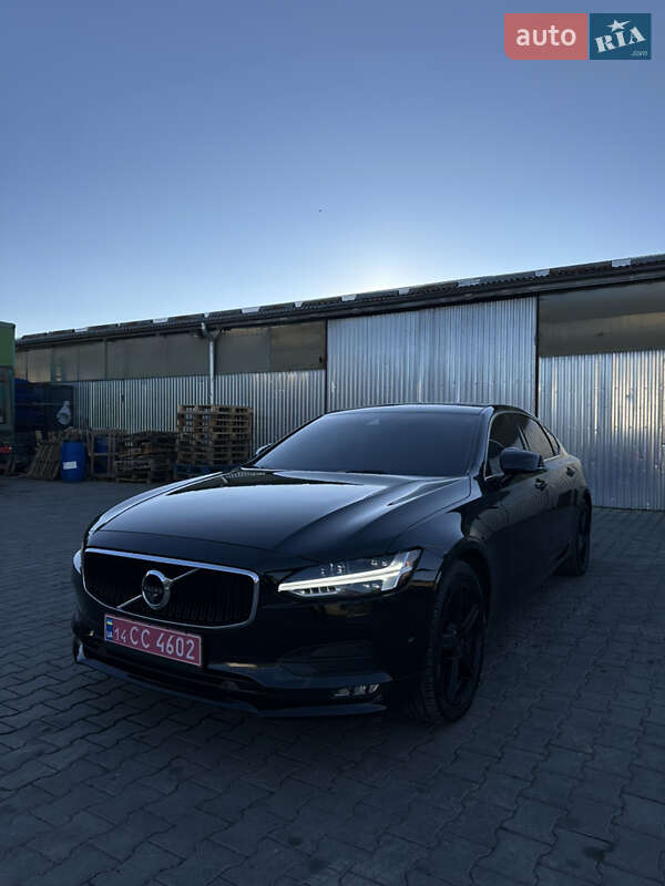 Седан Volvo S90 2017 в Жовкве