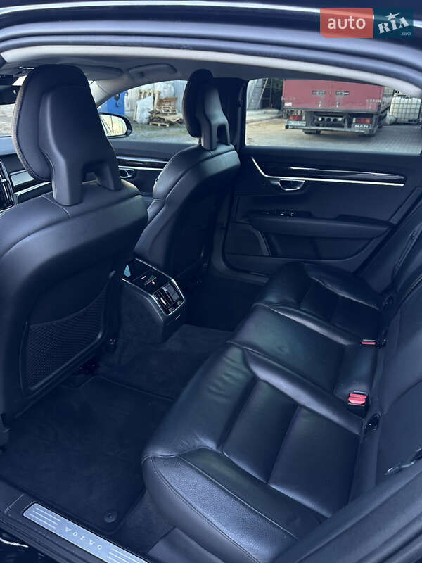 Седан Volvo S90 2017 в Жовкве