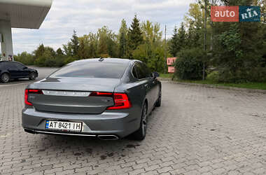 Седан Volvo S90 2017 в Ивано-Франковске