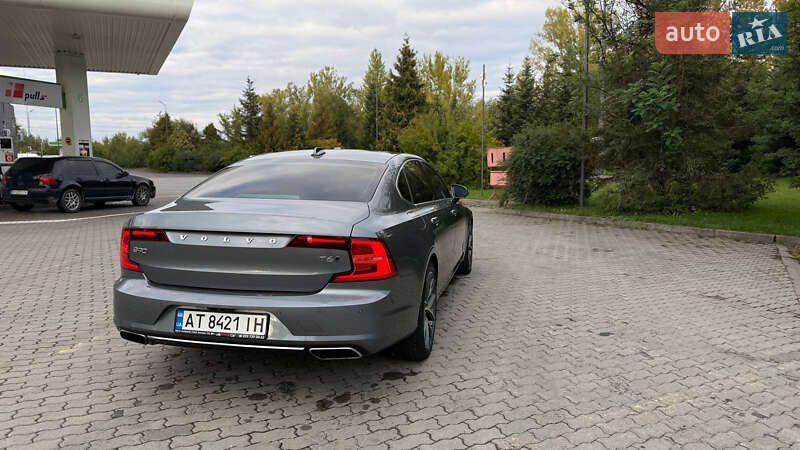 Седан Volvo S90 2017 в Ивано-Франковске