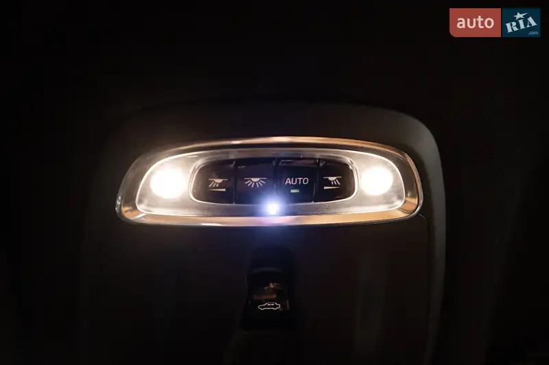 Volvo S90 2017 VIN LVY992ML9JP038356 фото оголошення 69 з 123
