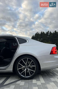 Седан Volvo S90 2018 в 