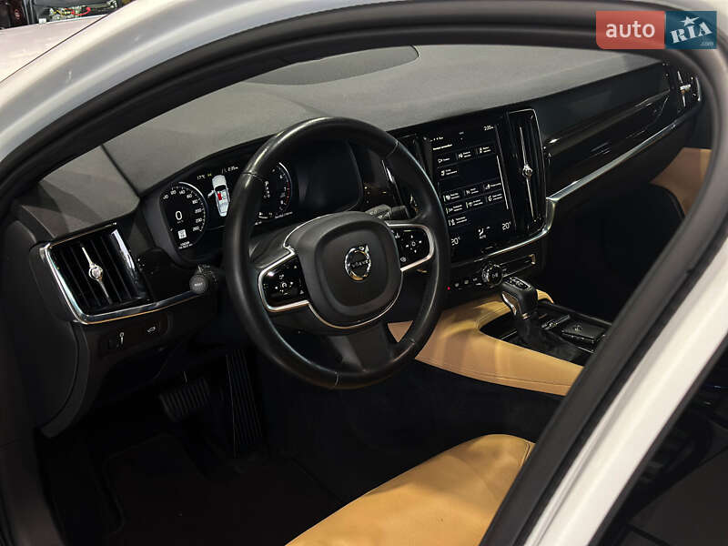 Седан Volvo S90 2017 в Коломые