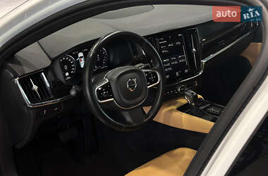 Седан Volvo S90 2017 в 