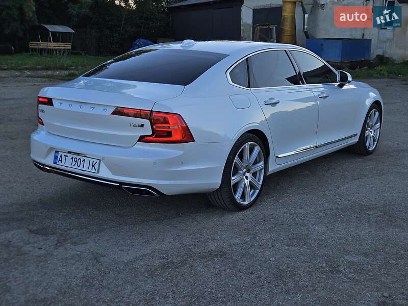 Седан Volvo S90 2017 в Ивано-Франковске