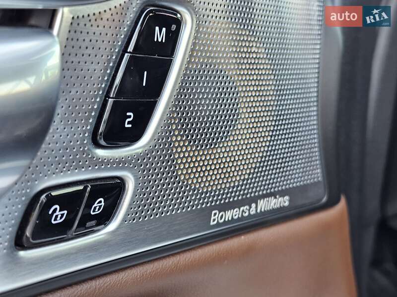 Седан Volvo S90 2017 в Ивано-Франковске