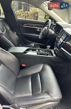 Седан Volvo S90 2017 в 